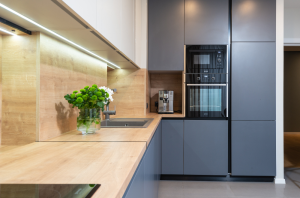 Soluții moderne pentru a economisi spațiu în casa ta